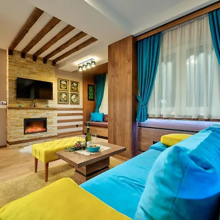 Magnifica Lux Gondola *