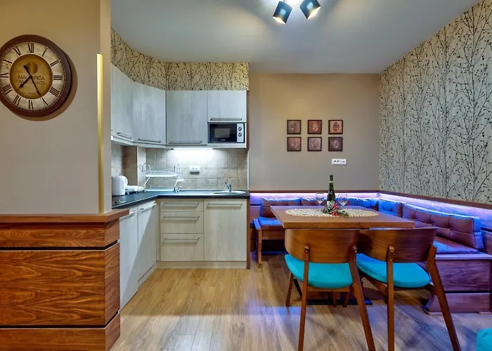 Magnifica Lux Gondola