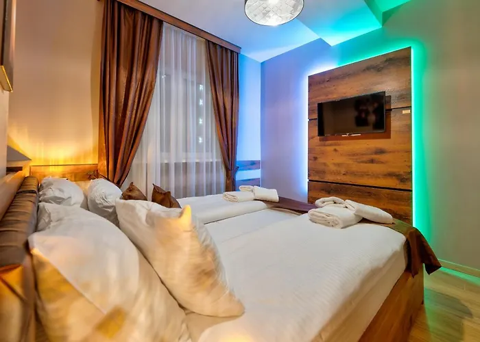 Magnifica Lux Gondola